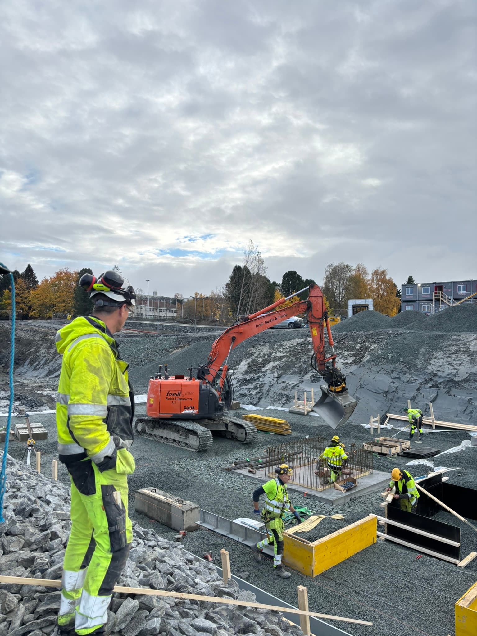 Avdelingsleder betong følger med